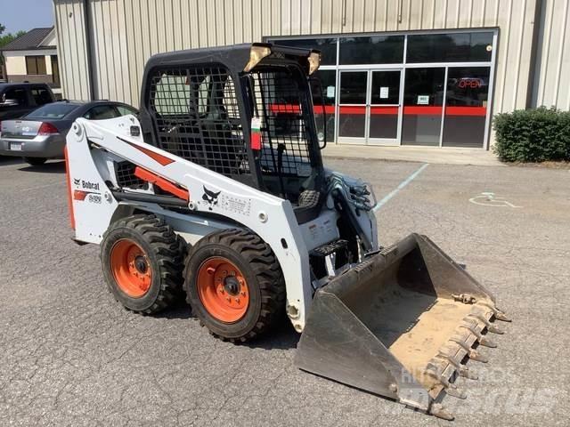 Bobcat S450 Skid steer loaders