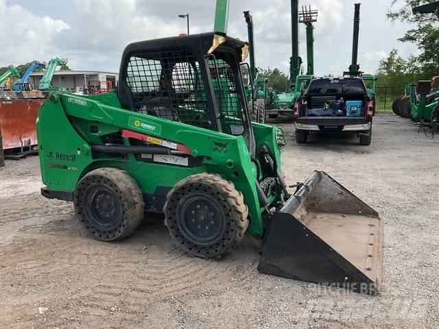 Bobcat S550 Skid steer loaders