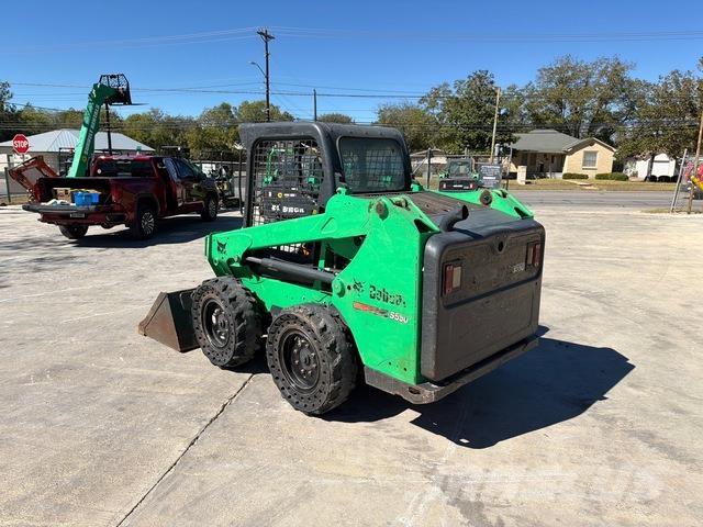 Bobcat S550 Skid steer loaders