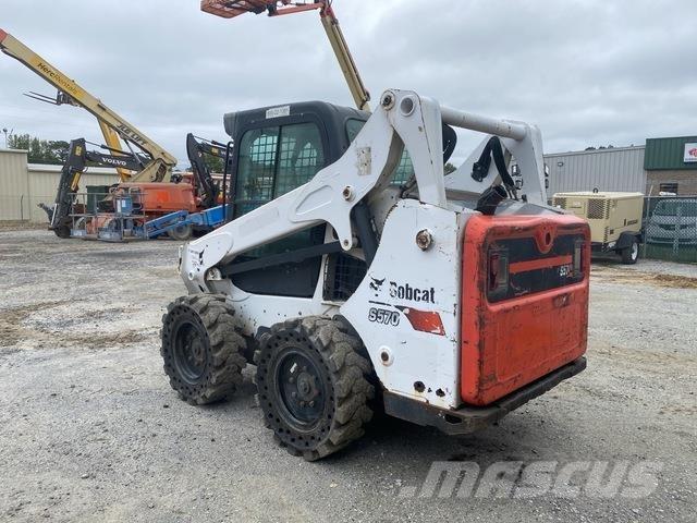 Bobcat S570 Skid steer loaders