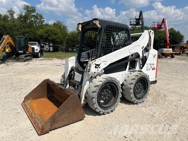 Bobcat S570 Skid steer loaders