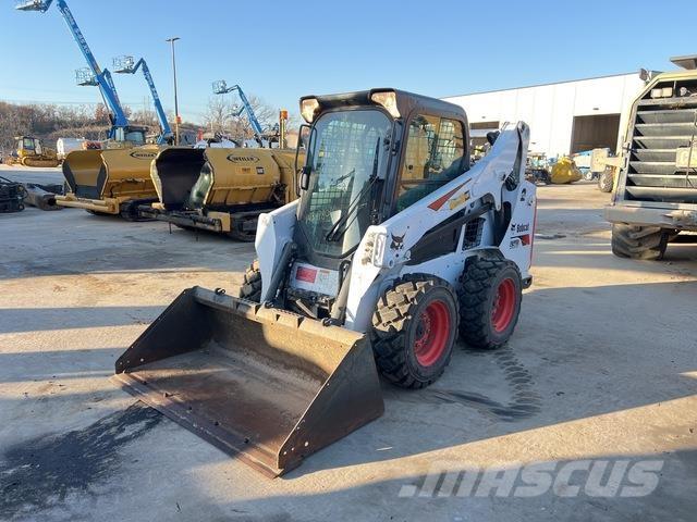 Bobcat S570 Skid steer loaders