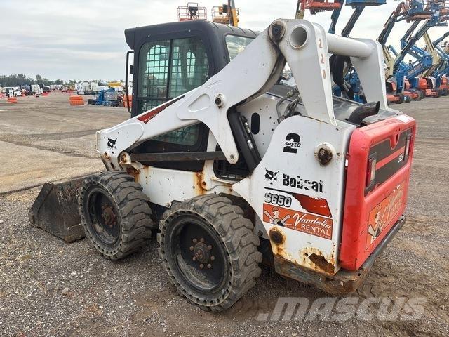 Bobcat S650 Skid steer loaders
