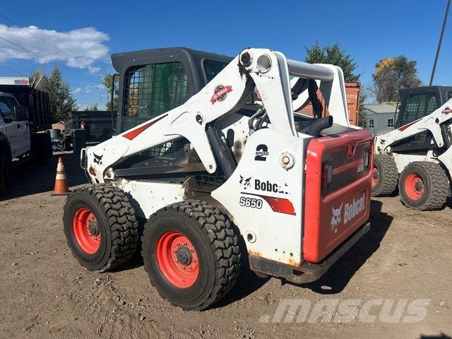 Bobcat S650 Skid steer loaders
