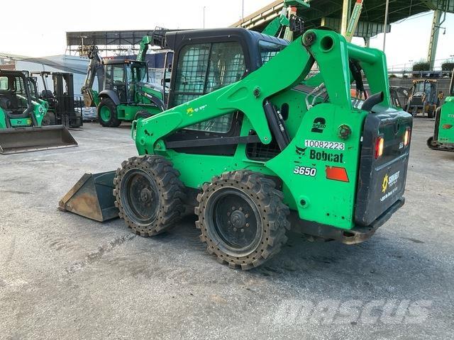 Bobcat S650 Skid steer loaders
