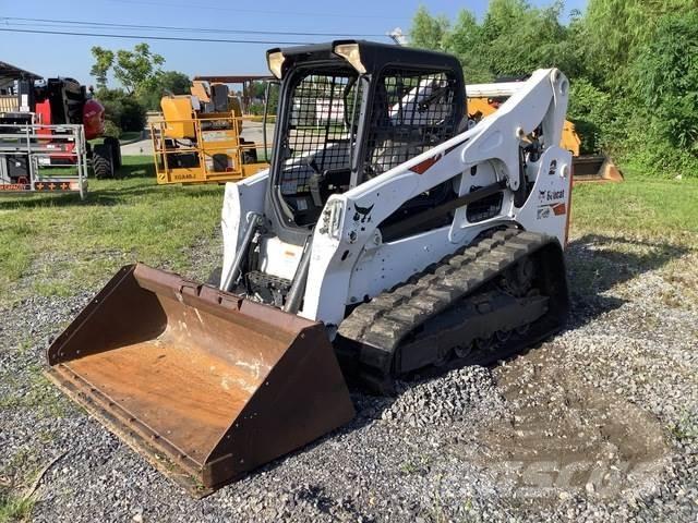 Bobcat T740 Skid steer loaders