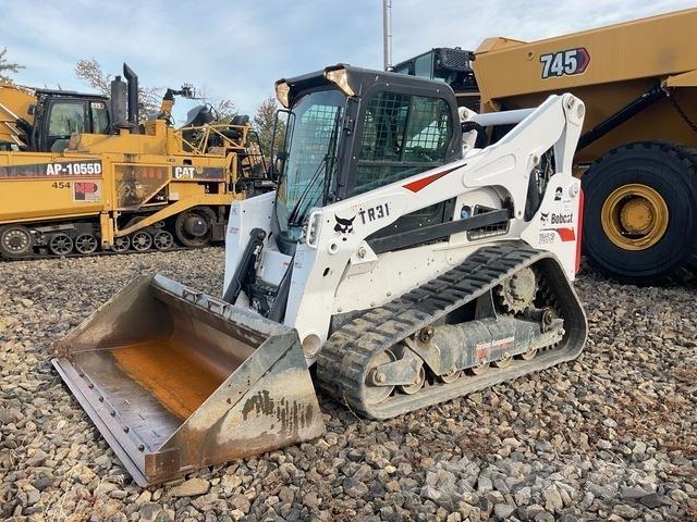 Bobcat T870 Skid steer loaders
