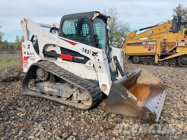 Bobcat T870 Skid steer loaders