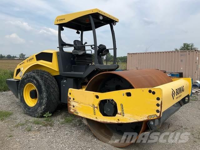 Bomag BW211D-5 Single drum rollers