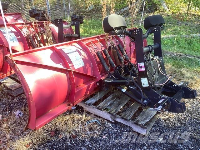 Boss  Snow blades and plows