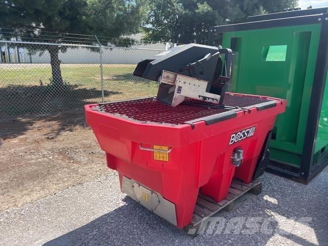 Boss VBX 6500 Sand and salt spreaders