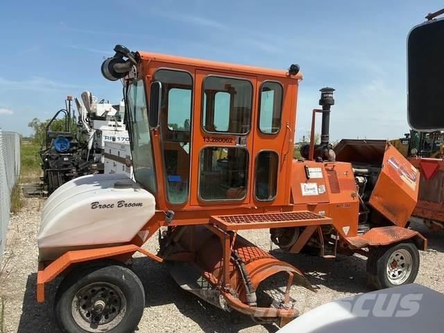 Broce RJT-350 Indoor sweepers
