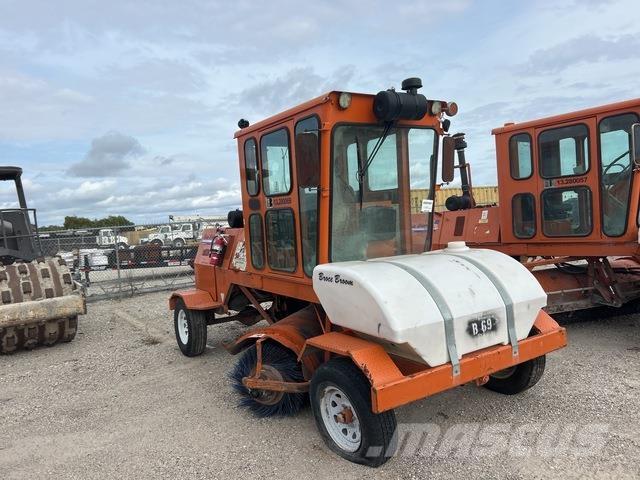 Broce RJT-350 Indoor sweepers