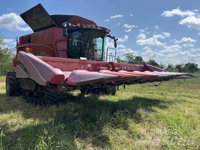 Case IH 2208 Combine harvester heads