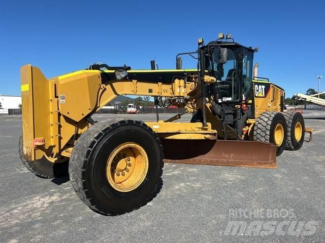 CAT 14M Graders