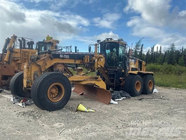 CAT 16M Graders