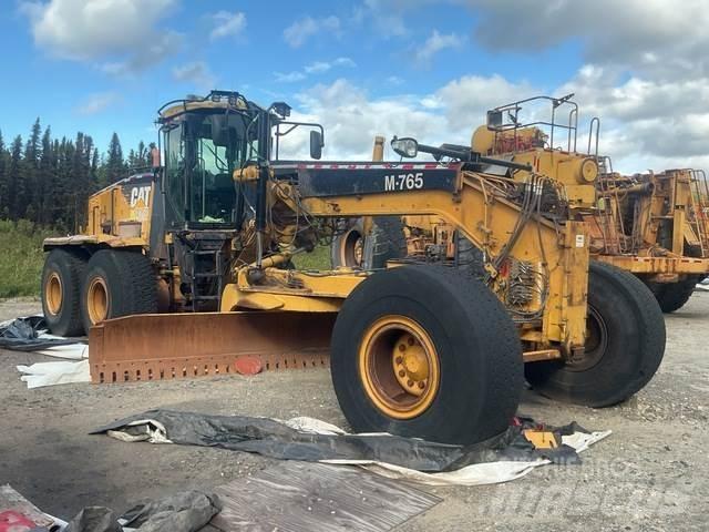 CAT 16M Graders