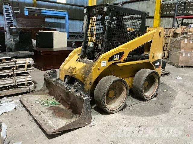 CAT 236B3 Skid steer loaders