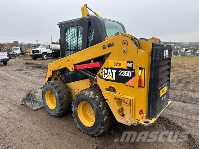 CAT 236D Skid steer loaders