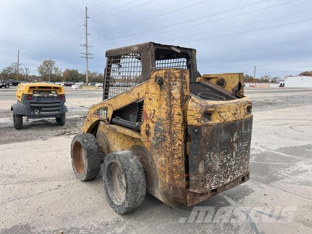 CAT 246 Skid steer loaders