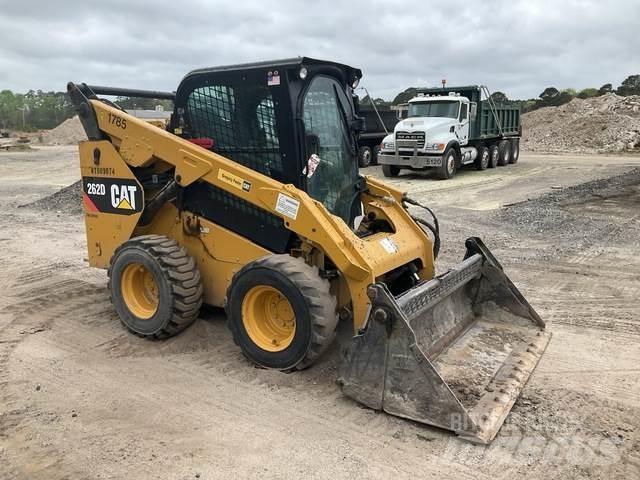 CAT 262D Skid steer loaders