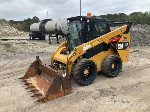 CAT 262D Skid steer loaders