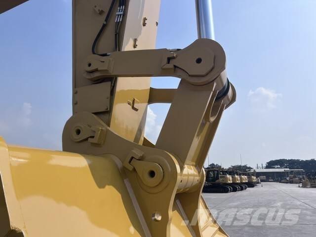 CAT 395 Crawler excavators