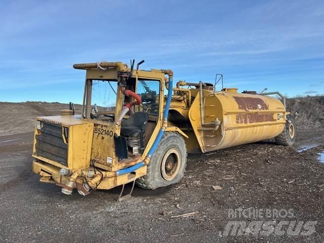 CAT 613B Water tankers