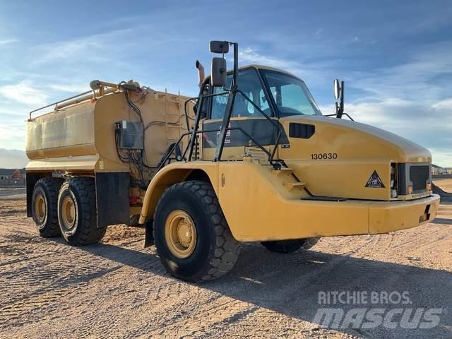 CAT 735 Water tankers