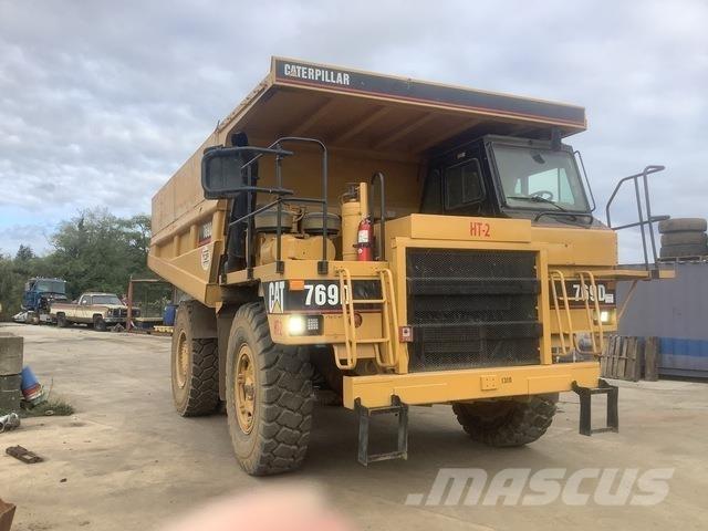 CAT 769D Articulated Haulers