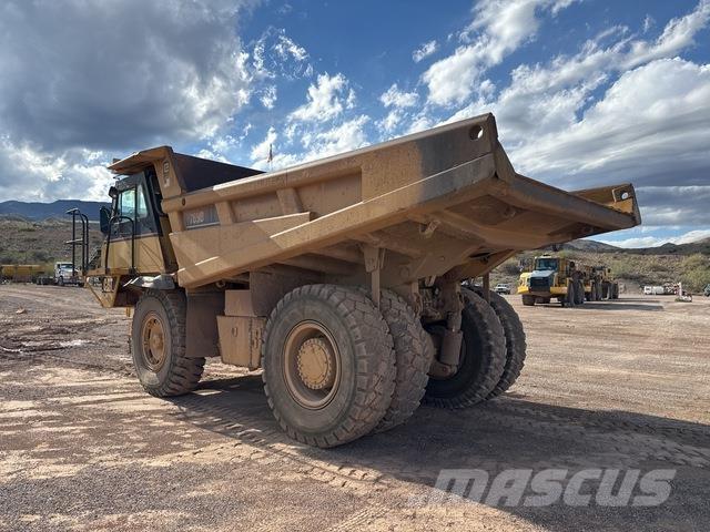 CAT 769D Articulated Haulers