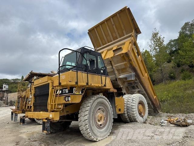 CAT 771D Articulated Haulers