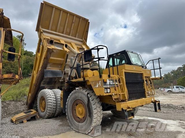 CAT 771D Articulated Haulers