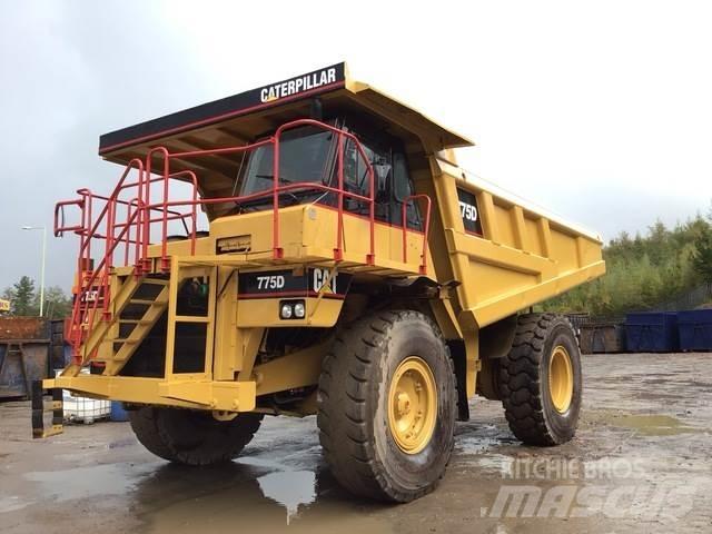 CAT 775D Articulated Haulers
