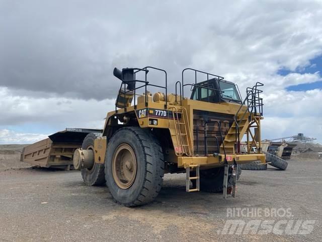 CAT 777D Articulated Haulers