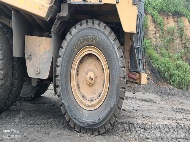 CAT 777E Articulated Haulers