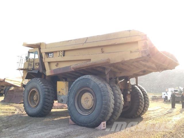 CAT 785 Articulated Haulers