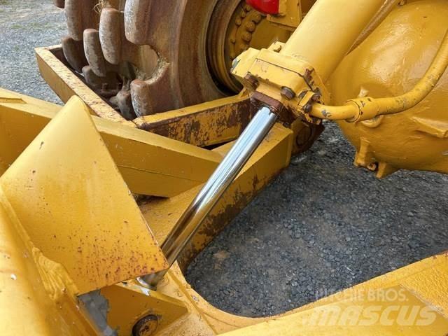 CAT 825B Other