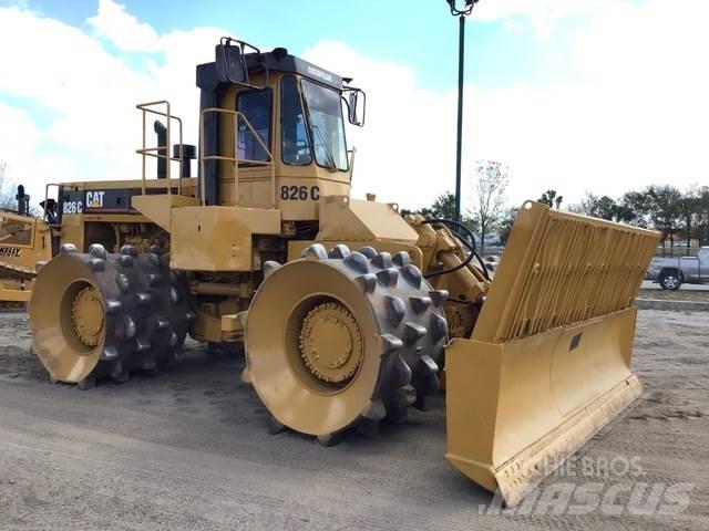 CAT 826C Soil compactors
