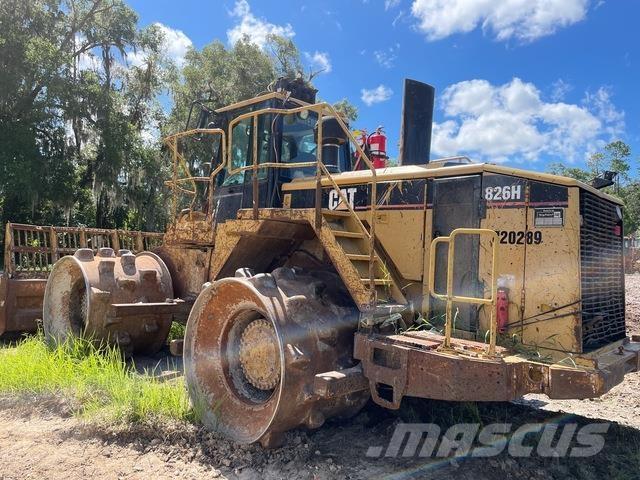 CAT 826H Soil compactors