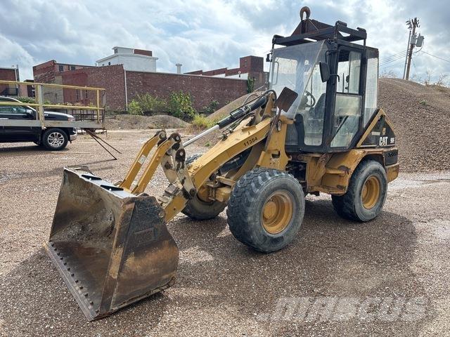 CAT 906 Wheel loaders