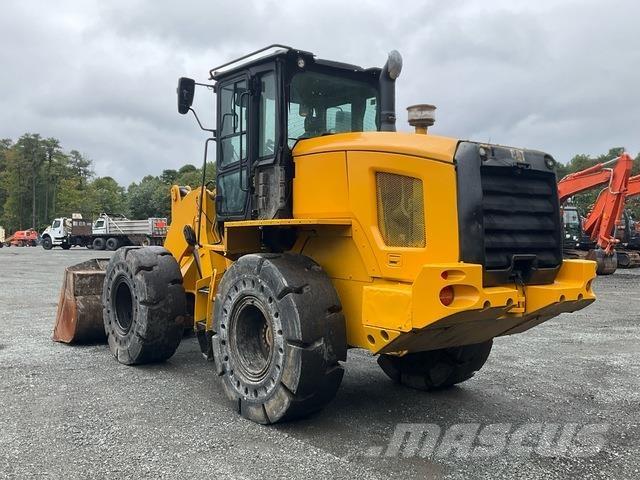 CAT 930M Wheel loaders