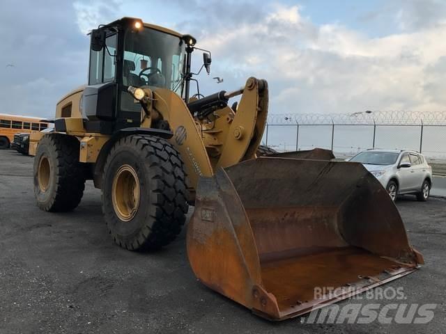 CAT 938M Wheel loaders