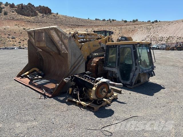 CAT 973C Crawler FEL's
