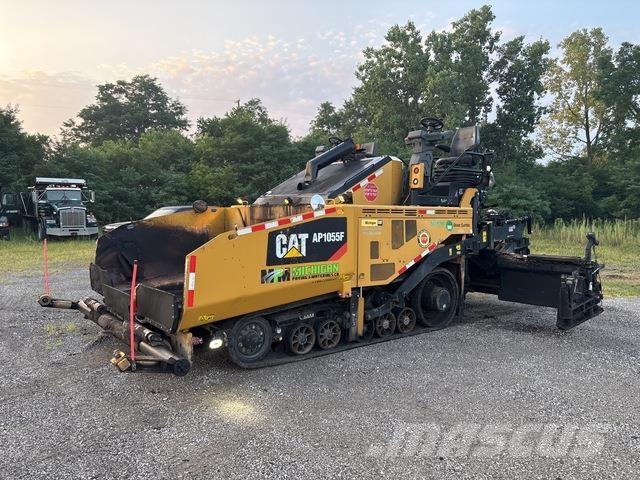 CAT AP1055F Asphalt pavers