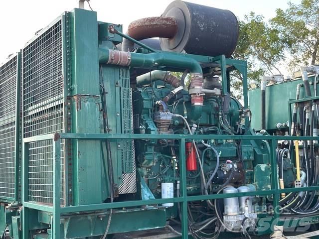 CAT C15 Engines