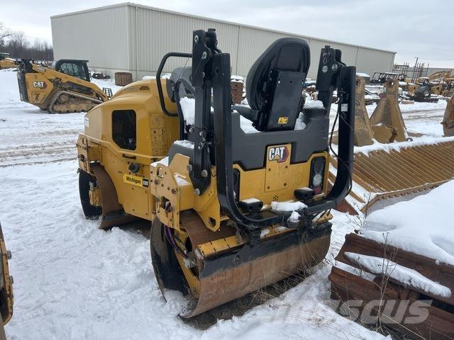 CAT CB2.7 Twin drum rollers