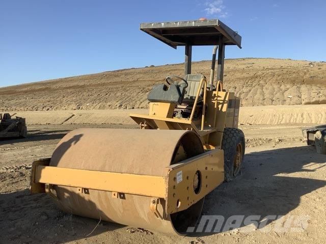 CAT CS-433C Single drum rollers