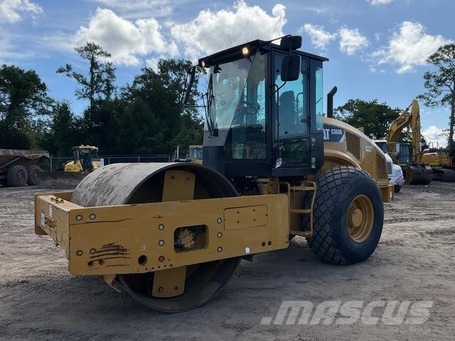 CAT CS66B Single drum rollers