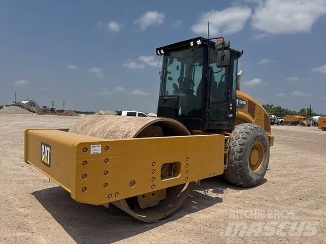 CAT CS78B Single drum rollers